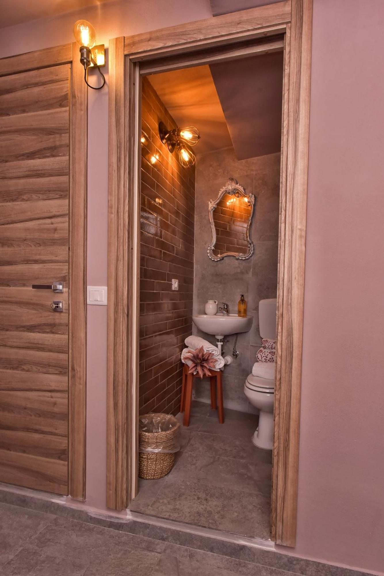 Casa Vacanze Tra I Monti E San Martino Biassa Exterior photo